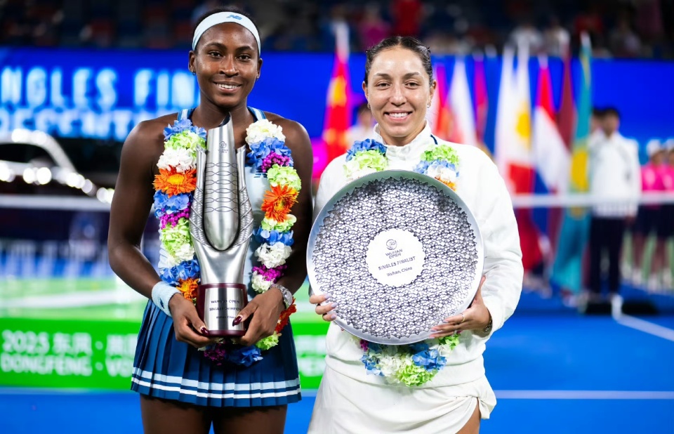 纳瓦罗, 阿尼西莫娃 纳瓦罗, 阿尼西莫娃