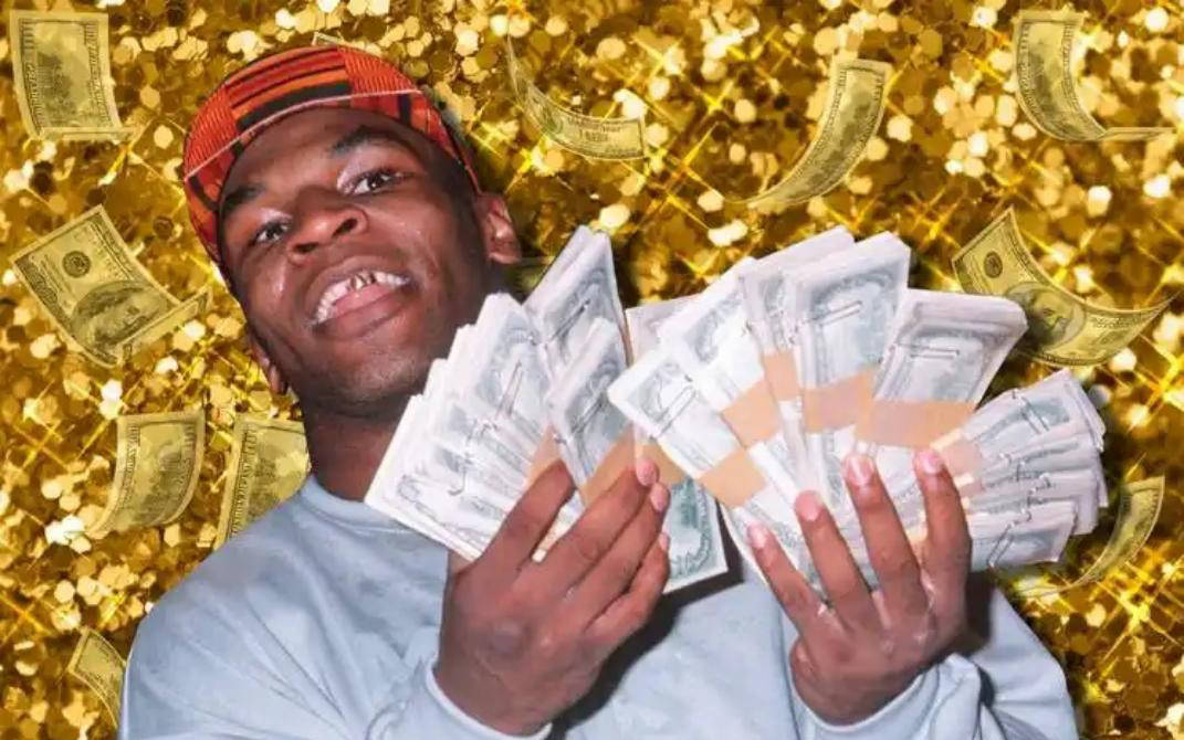 UFC选手, 的收入给拳, 己的收入多